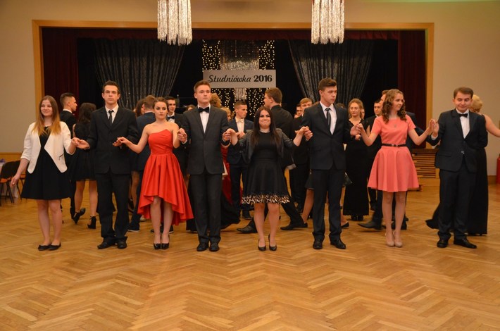 Tuchola: Studniówka Nowodworka - ZDJĘCIA cz. I