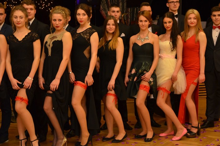 Tuchola: Studniówka Nowodworka - ZDJĘCIA cz. I