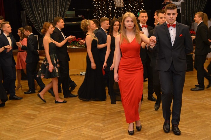 Tuchola: Studniówka Nowodworka - ZDJĘCIA cz. I