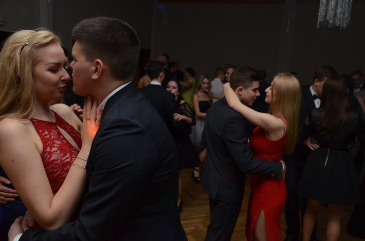 Tuchola: Studniówka Nowodworka - ZDJĘCIA cz. 2