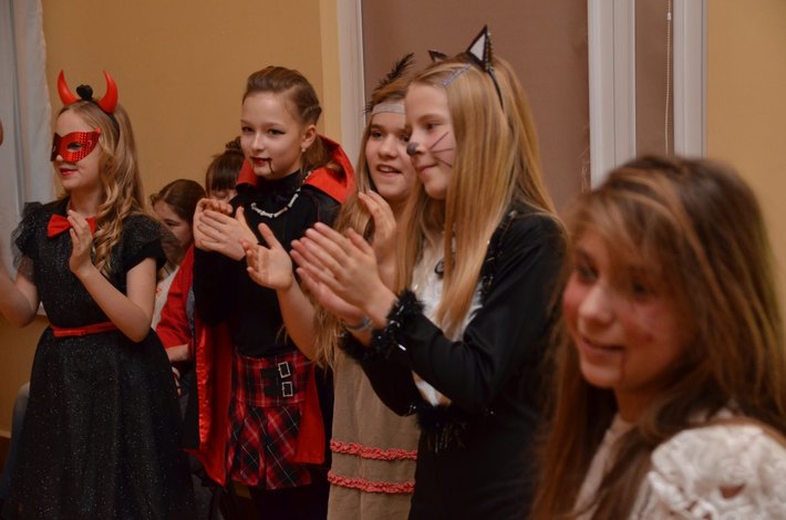 Raciąż: Karnawałowe szaleństwa na parkiecie - ZDJĘCIA