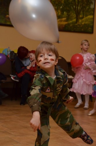 Raciąż: Karnawałowe szaleństwa na parkiecie - ZDJĘCIA