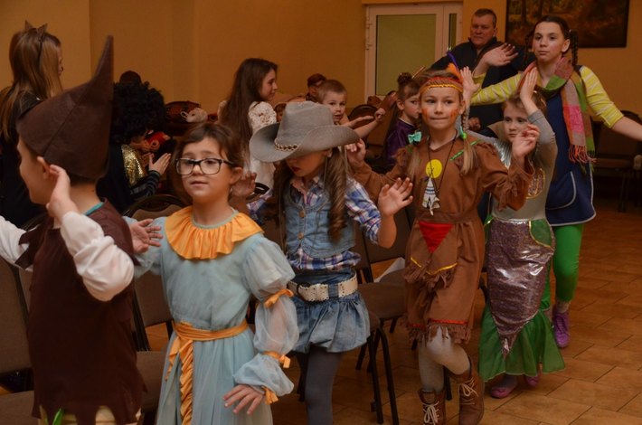 Raciąż: Karnawałowe szaleństwa na parkiecie - ZDJĘCIA