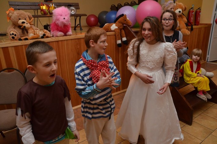 Raciąż: Karnawałowe szaleństwa na parkiecie - ZDJĘCIA