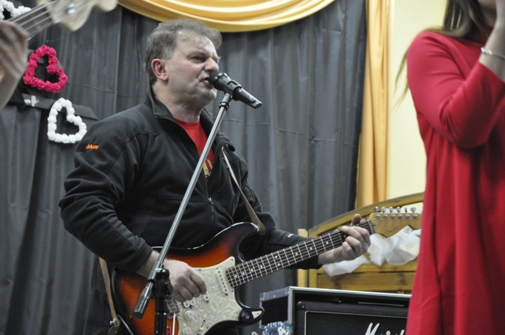 Gmina Kęsowo: Walentynkowy koncert zespołu Crazy - ZDJĘCIA
