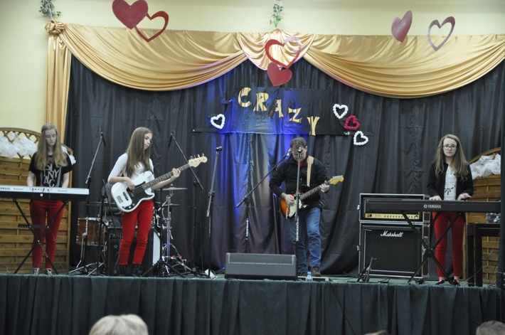 Gmina Kęsowo: Walentynkowy koncert zespołu Crazy - ZDJĘCIA