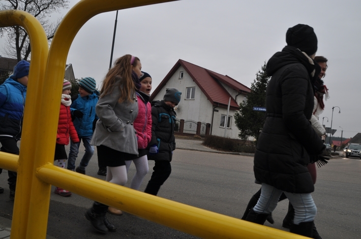 Gmina Śliwice: Uczniowie wspominali ks. Erharda Staniszewskiego - ZDJĘCIA