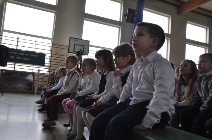 Gmina Śliwice: Uczniowie wspominali ks. Erharda Staniszewskiego - ZDJĘCIA