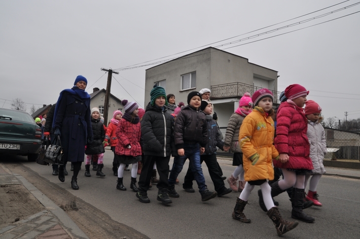 Gmina Śliwice: Uczniowie wspominali ks. Erharda Staniszewskiego - ZDJĘCIA