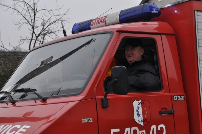 Gmina Śliwice: Uczniowie wspominali ks. Erharda Staniszewskiego - ZDJĘCIA