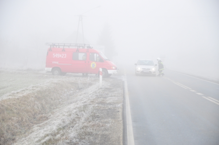 Bysław: Karambol 8 samochodów na DW 240! Było bardzo ślisko - ZDJĘCIA