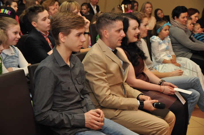 Konkurs tańca w Osiu - ZDJĘCIA