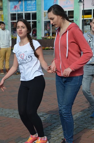 Tuchola: Belgijka na rynku - ZDJĘCIA