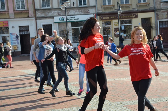 Tuchola: Belgijka na rynku - ZDJĘCIA