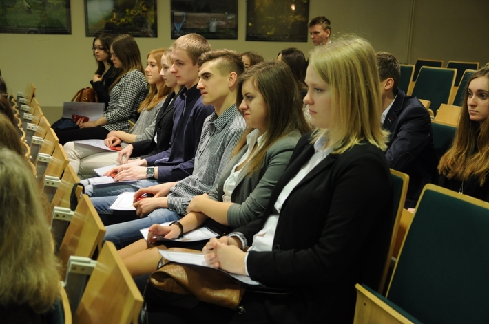 Stypendia starosty tucholskiego dla 47 osób!