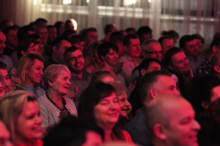 Kabaret Młodych Panów rozśmieszał w Tucholi - ZDJĘCIA