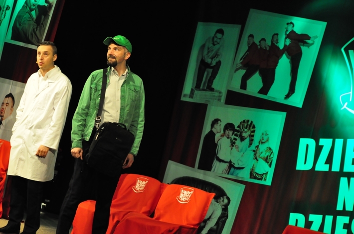 Kabaret Młodych Panów rozśmieszał w Tucholi - ZDJĘCIA