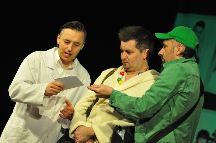 Kabaret Młodych Panów rozśmieszał w Tucholi - ZDJĘCIA