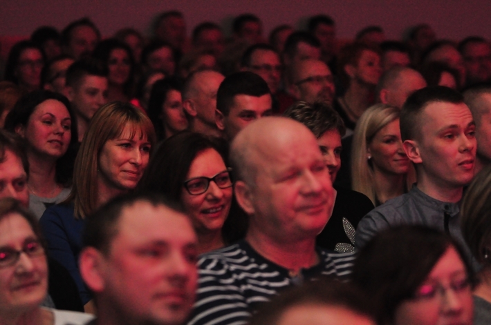 Kabaret Młodych Panów rozśmieszał w Tucholi - ZDJĘCIA