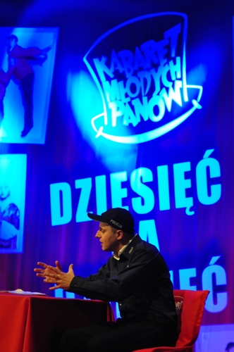 Kabaret Młodych Panów rozśmieszał w Tucholi - ZDJĘCIA