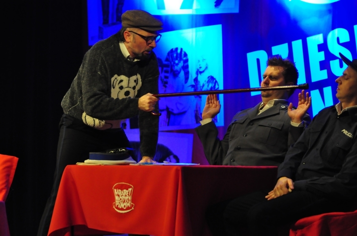 Kabaret Młodych Panów rozśmieszał w Tucholi - ZDJĘCIA