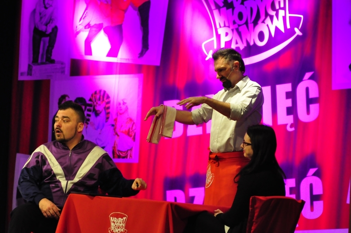 Kabaret Młodych Panów rozśmieszał w Tucholi - ZDJĘCIA