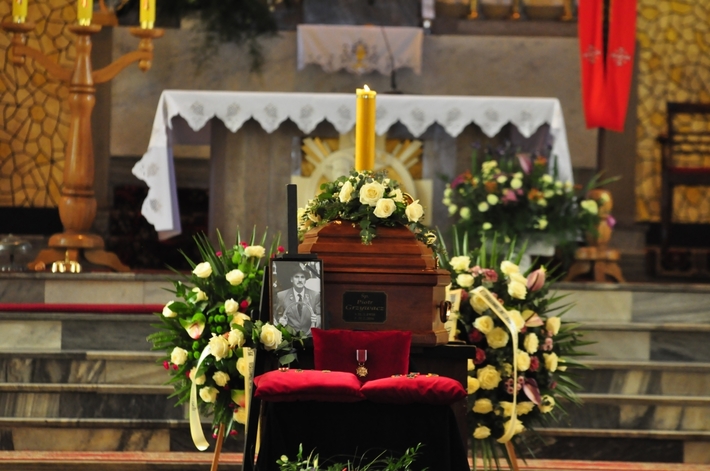 Tuchola: Pogrzeb Piotra Grzywacza - ZDJĘCIA