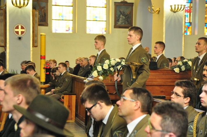 Tuchola: Pogrzeb Piotra Grzywacza - ZDJĘCIA