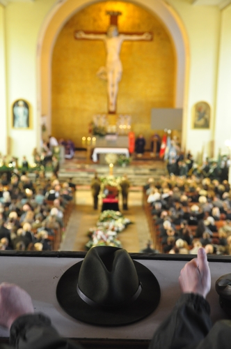 Tuchola: Pogrzeb Piotra Grzywacza - ZDJĘCIA