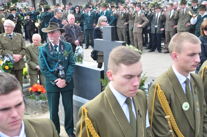 Tuchola: Pogrzeb Piotra Grzywacza - ZDJĘCIA