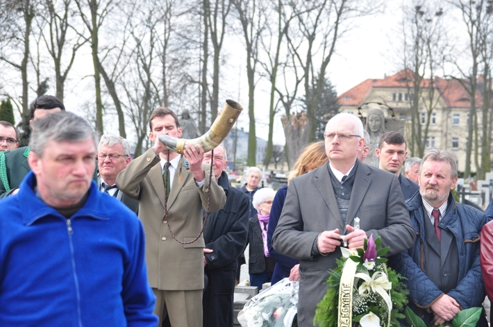Tuchola: Pogrzeb Piotra Grzywacza - ZDJĘCIA