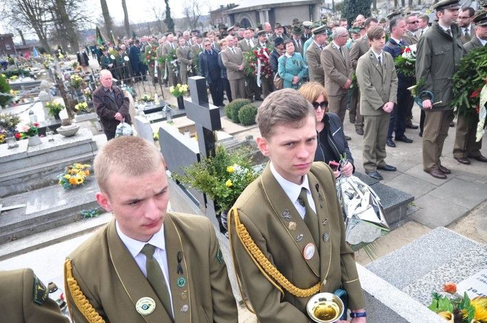 Tuchola: Pogrzeb Piotra Grzywacza - ZDJĘCIA