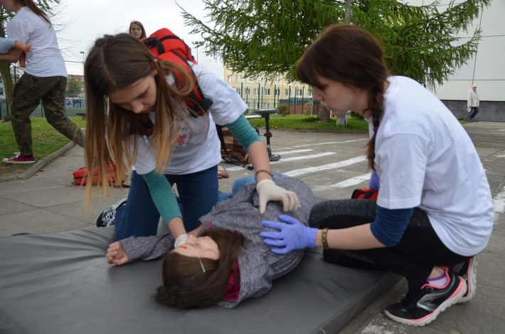 Tuchola: Zawody pierwszej pomocy PCK - ZDJĘCIA