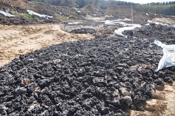 Lubiewo,Bysław: Jak komunalka odpad z oczyszczalni wywiozła... ZDJĘCIA