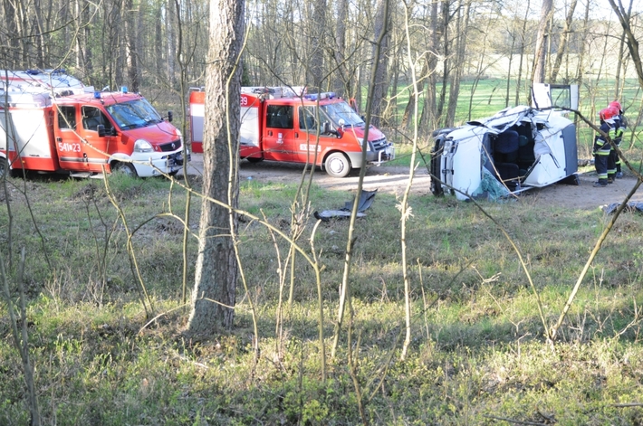 Prowadziła po alkoholu. Dwie osoby zginęły w wypadku koło Klocka - ZDJĘCIA