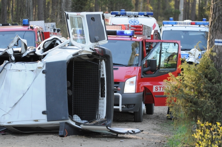 Prowadziła po alkoholu. Dwie osoby zginęły w wypadku koło Klocka - ZDJĘCIA