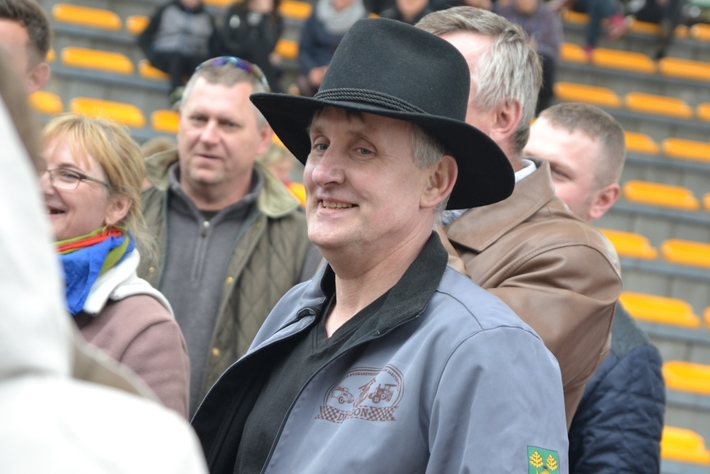 Gmina Śliwice: Retro Traktor ze Złotą Felgą - GALERIA ZDJĘĆ