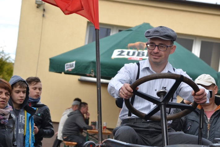 Gmina Śliwice: Retro Traktor ze Złotą Felgą - GALERIA ZDJĘĆ