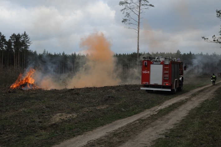 Żagiew 2016 - tak ćwiczyli strażacy - DUŻO ZDJĘĆ