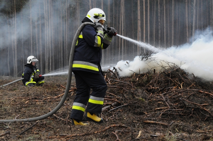 Żagiew 2016 - tak ćwiczyli strażacy - DUŻO ZDJĘĆ