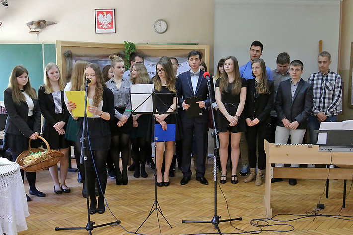 Tucholska Szkoła Realna pożegnała absolwentów - ZDJĘCIA