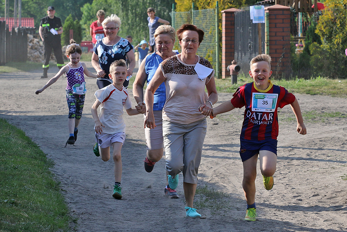 Polska biega, więc gmina Lubiewo też - ZDJĘCIA