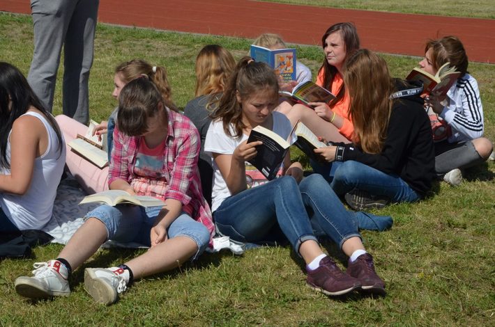 Tuchola: Gimnazjaliści bili rekord - ZDJĘCIA