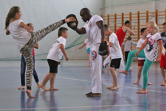 Bysław: Warsztaty capoeiry - ZDJĘCIA