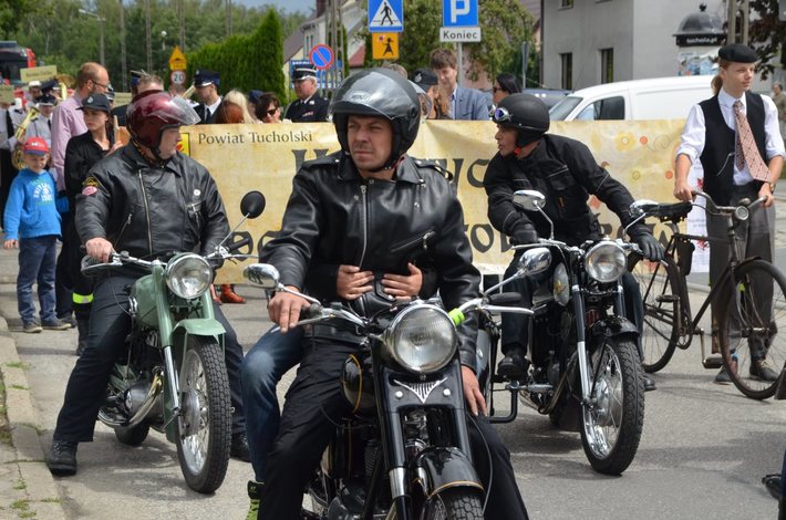 Tuchola: Pochód Borowiaków - ZDJĘCIA