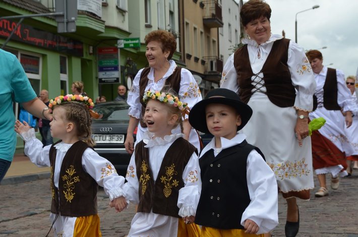 Tuchola: Pochód Borowiaków - ZDJĘCIA