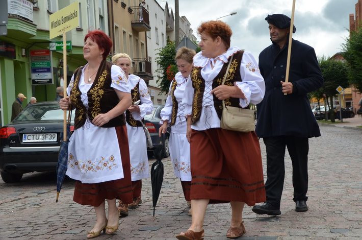 Tuchola: Pochód Borowiaków - ZDJĘCIA