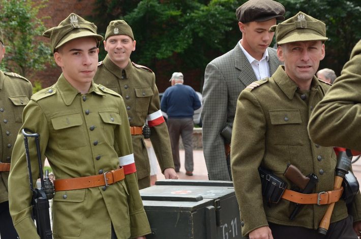 Tuchola: Pochód Borowiaków - ZDJĘCIA