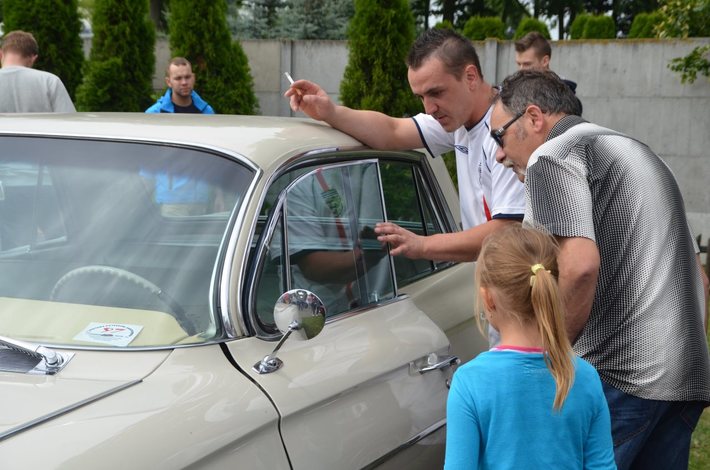 Wystawa Pojazdów Zabytkowych Tuchola 2016 - FILMIK I ZDJĘCIA