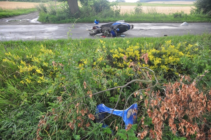 Wypadek na trasie z Tucholi do Raciąża - ZDJĘCIA